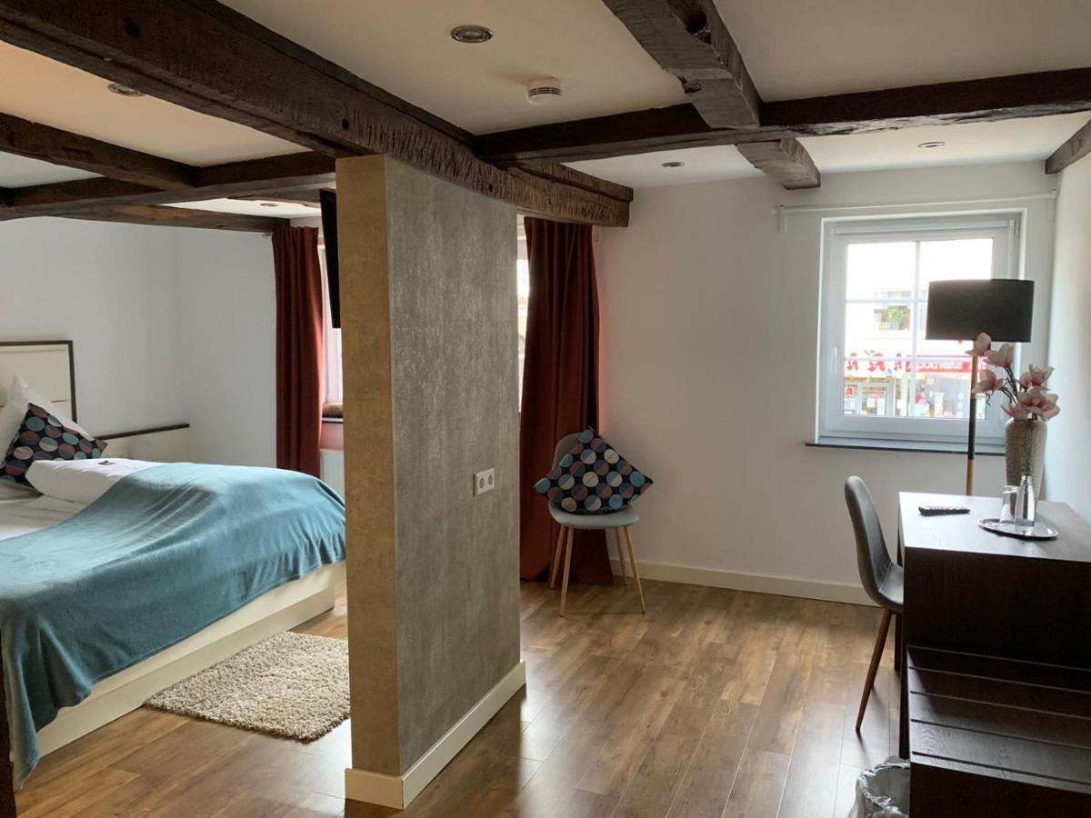 Hotel Zum Braunen Hirschen Bad Driburg Exteriör bild