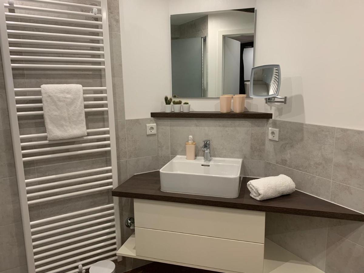 Hotel Zum Braunen Hirschen Bad Driburg Exteriör bild
